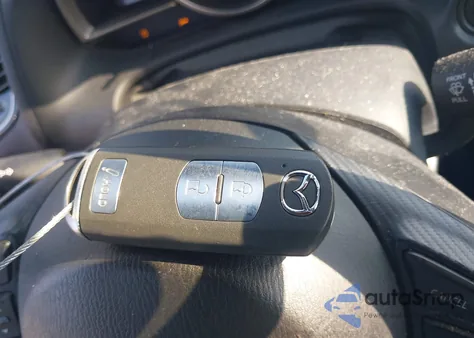 2016 Mazda 3 I Sport z USA, uszkodzony, nr VIN JM1BM1J79G1329170